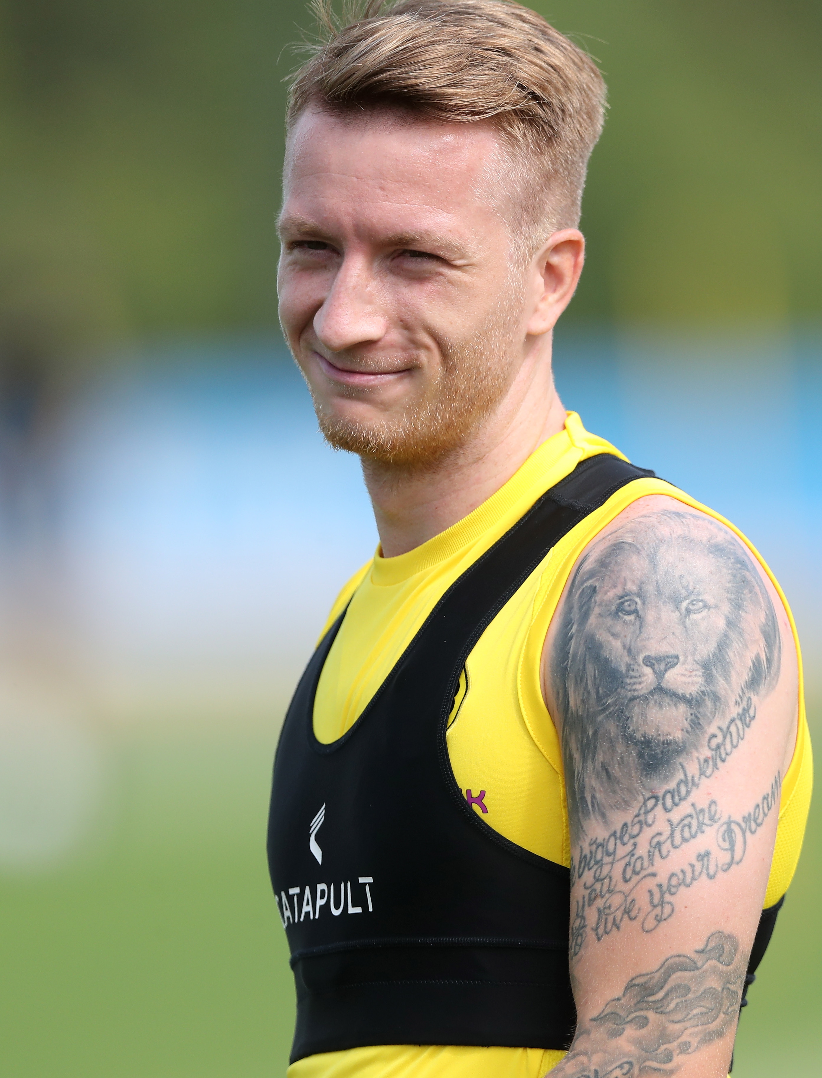 转会期圣安东尼奥马刺备战德甲；再遭质疑细节曝光；信心回归；临场指挥获称赞的简单介绍