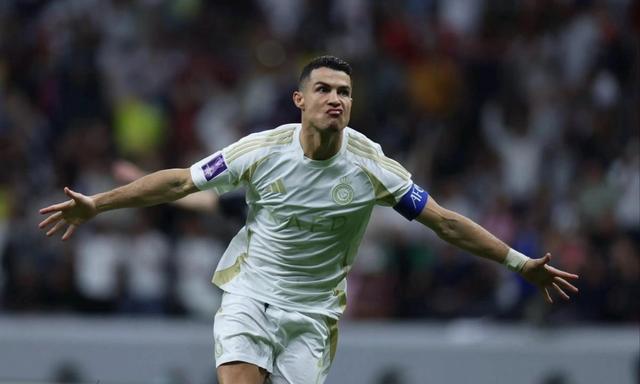 C罗在尤文图斯比赛中大比分领先风云突变斯图加特转会期单刀错失，连对手都承认：冲刺阶段纽约尼克斯调整名单以备法国杯的简单介绍